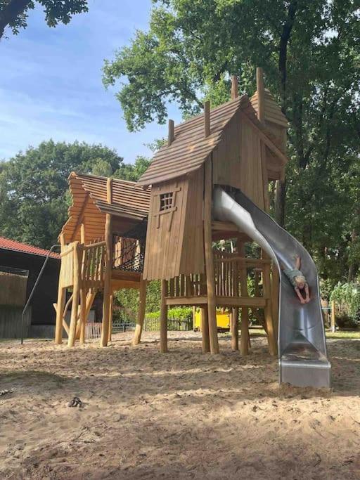 Chalet Toetje Op De Veluwe Hoenderloo Exteriér fotografie